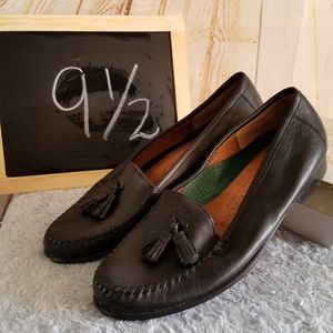 Nettleton Black Leather Flats With Tassels